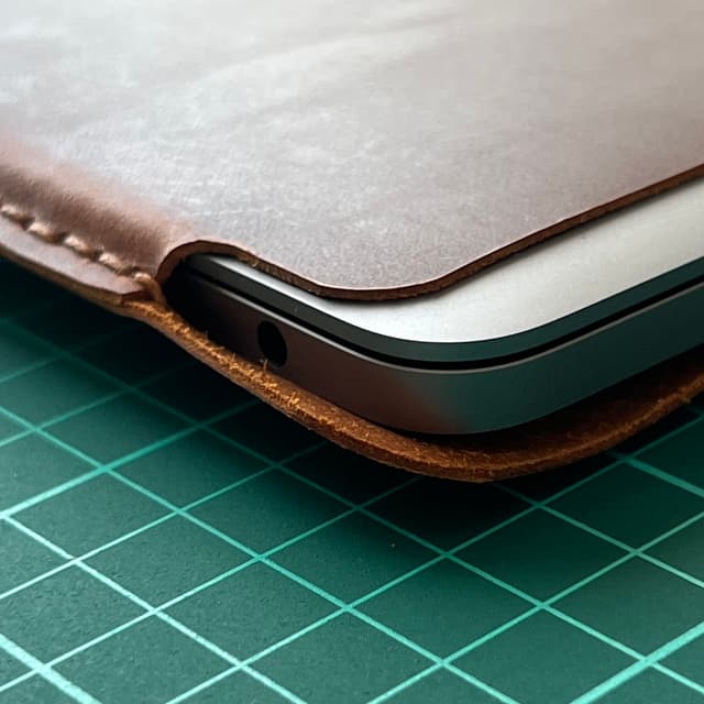 Deri Macbook Kılıfı